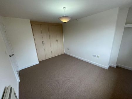 2 bedroom maisonette to rent - Photo 3