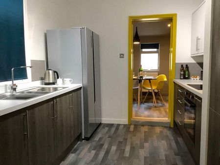Amazing professional house share - Rarely Available ! - Photo 5