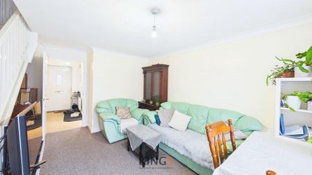 3 bedroom terraced house to rent - Photo 4