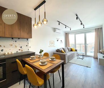 Nowoczesne trzypokojowe mieszkanie na wynajem - Zdjęcie 1