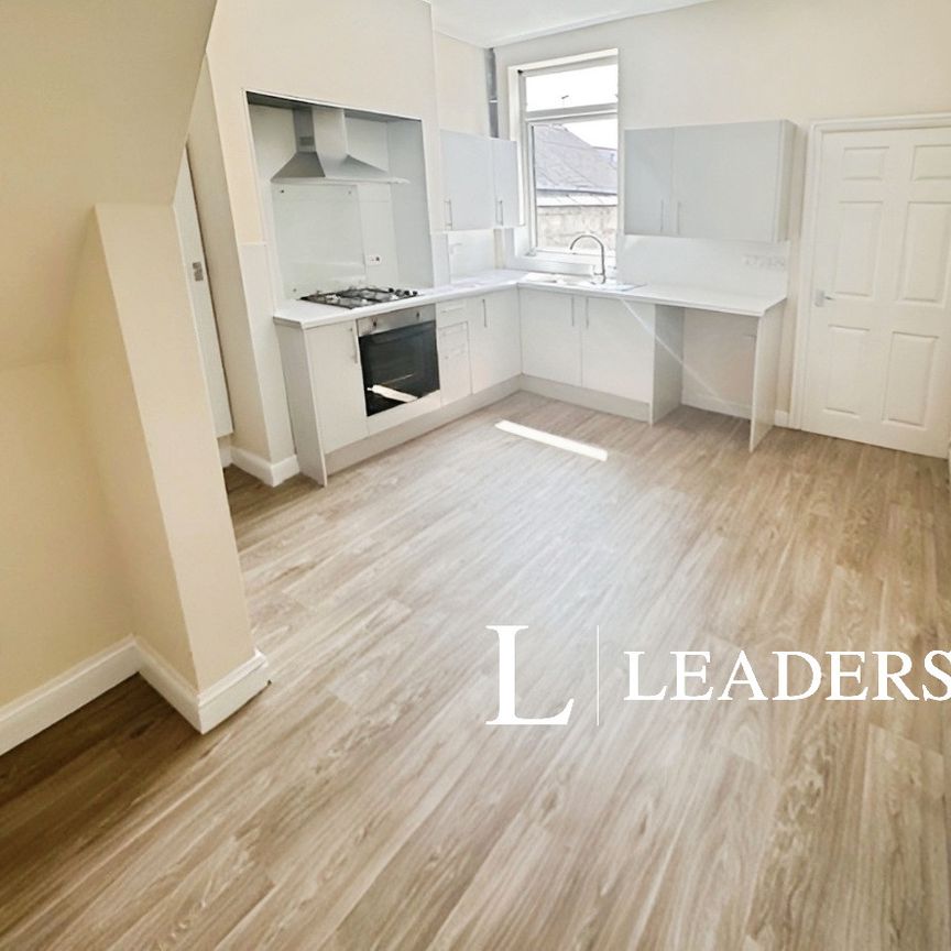 2 bedroom house to rent Evans Street, ST6 - Photo 1