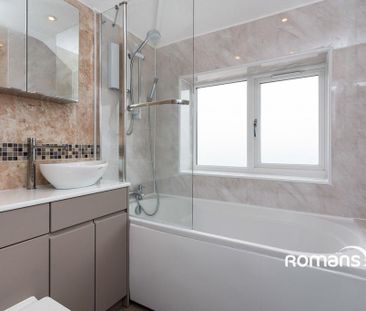 3 bedroom semi-detached house to rent - Photo 2