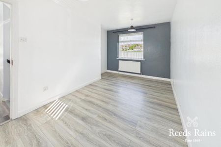 31 Wallaces Street, Newtownards, BT23 8JJ - Photo 5
