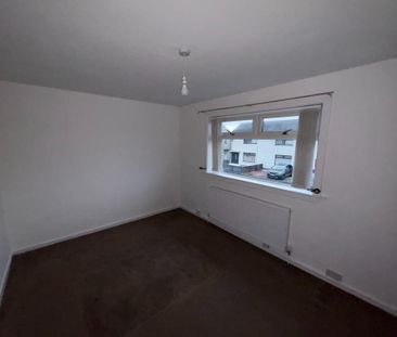2 bedroom semi-detached house to rent - Photo 5