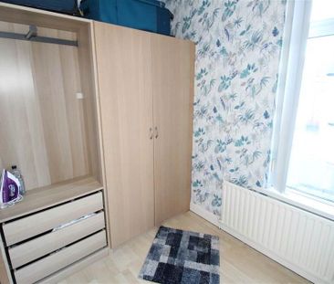 41 Dunraven Avenue, Belfast, BT5 5JR - Photo 2