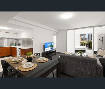 SPACIOUS 132SQM RESORT-STYLE APARTMENT WITH TROPICAL OUTLOOK & OCEA... - Photo 4