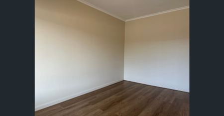 Charming Upstairs Unit for Lease - Photo 3