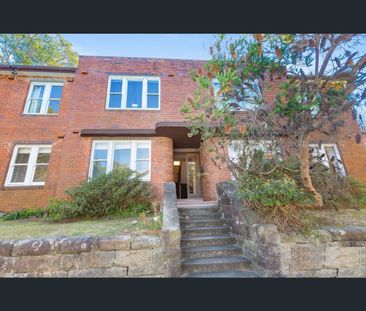 2/144 Ernest Street, Crows Nest, NSW 2065 - Photo 4