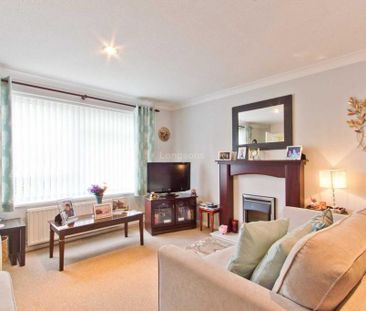 2 bedroom detached bungalow to rent - Photo 2