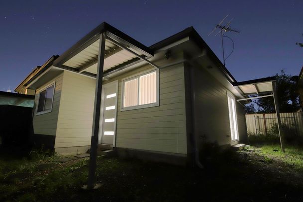 Your Cosy Two Bedroom Granny - Photo 1