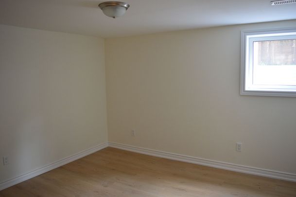 For Lease - 10 Johnson Road Unit# Lower, Aurora, Ontario - Photo 1