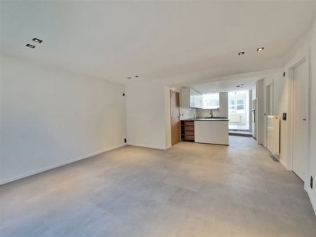 Appartement te huur - Photo 2