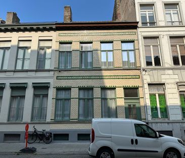 Te Huur 3 slaapkamers Oostende Dekenijstraat 6 - Photo 1