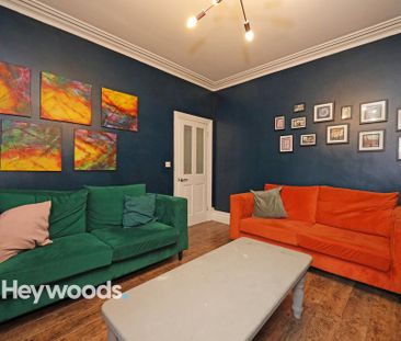 4 bedroom terraced house to rent - Photo 6