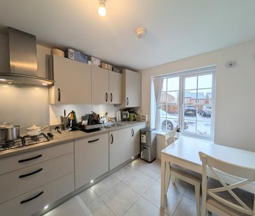 3 bedroom terraced house to rent - Photo 4