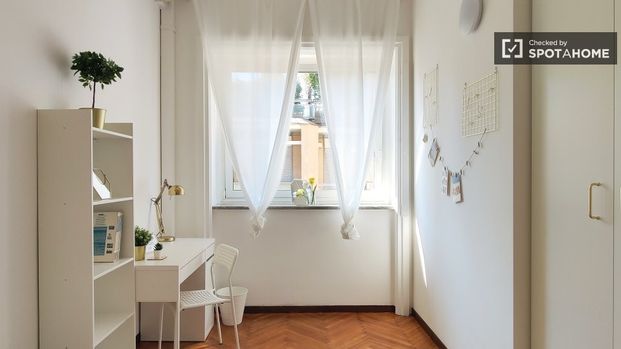 milan, Lombardy 20123 - Photo 1