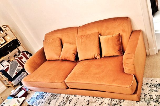 Latymer Court, Hammersmith Road, Hammersmith, London, W6 - Photo 1