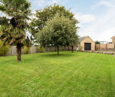 4 bedroom detached house to rent - Photo 6