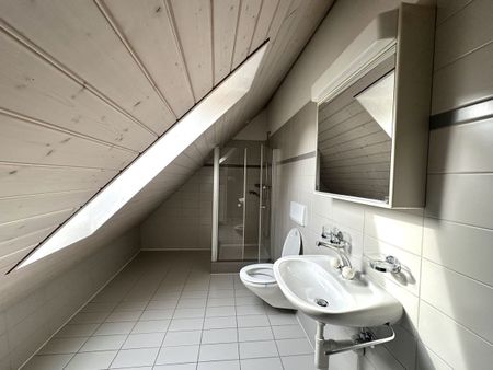 Attractive 2-room attic apartment - Foto 4