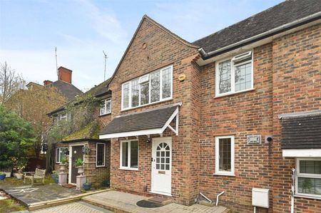 The property, situated in a convenient and popular location has three bedrooms, a reception room split into dining and living areas, a conservatory, study, kitchen and two bath/shower rooms. - Photo 3
