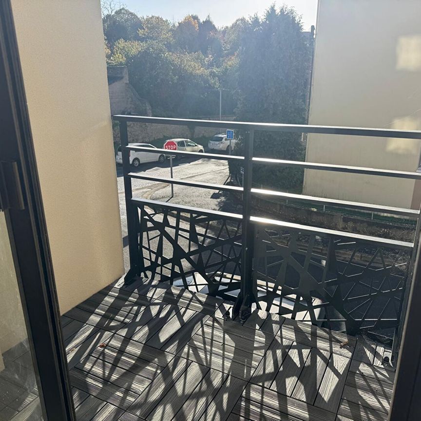 Location appartement 1 pièce, 32.00m², Laval - Photo 1