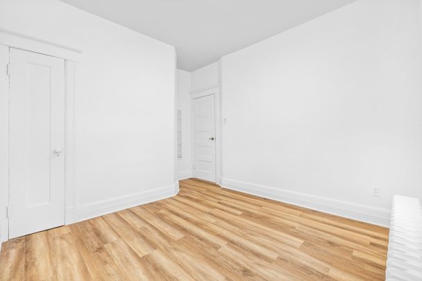 Condo for rent, Montréal (Ville-Marie) - Photo 1