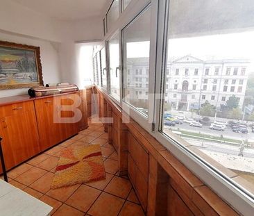 Apartament de 3 camere, centrala termica, aer conditionat, zona KFC - Photo 3