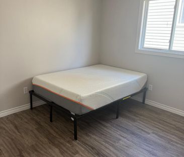 For Lease - 78 Ryan Reynolds Way, Orleans - Convent Glen and Area, ... - Photo 3