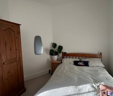 2 Bed Flat, Balham, SW12 - Photo 5