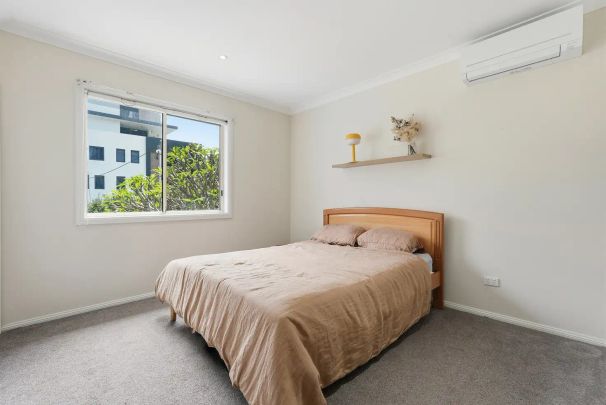 “3 BEDROOM TOWNHOUSE IN PRIME GOSFORD LOCATION” - Photo 1