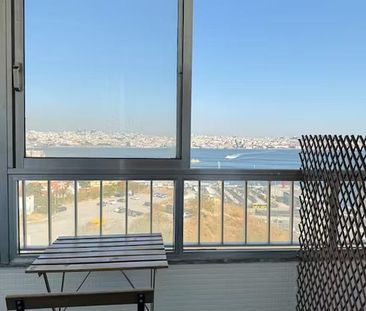 Avenida 25 de Abril de 1974, Almada, Setúbal Municipality 2800 - Photo 4