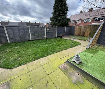 3 bedroom semi-detached house to rent - Photo 4