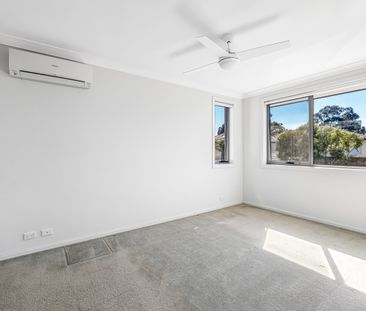 Modern Two Bedroom Home! - Photo 6