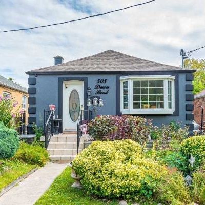 2-bdrm (main floor) Bungalow, East York (Victoria Park&St Clair) -rent - Photo 4