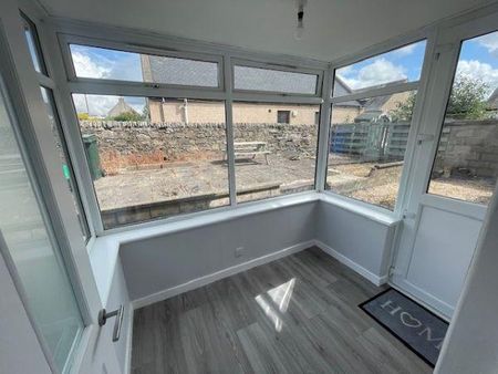 2 bedroom terraced house to rent - Photo 3