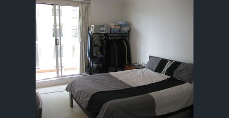 Luxury 1 Bed Apartment in The Elan. - Photo 5