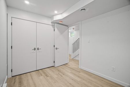 For Lease - 25 Chamberlain Avenue Unit# Lower, Toronto, Ontario - Photo 3