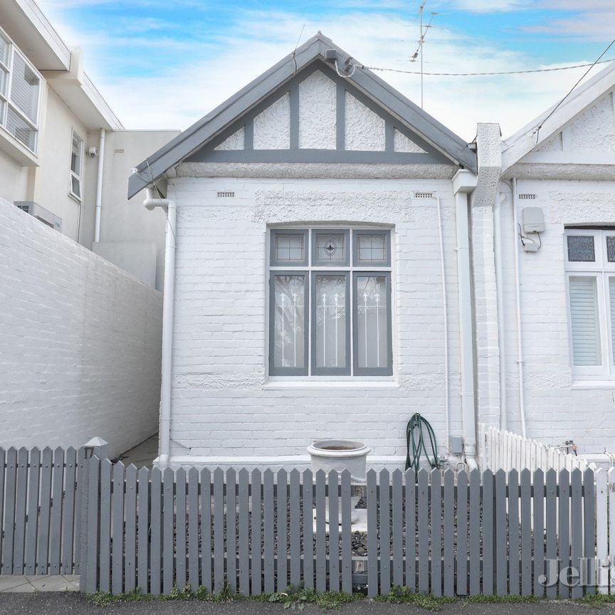 17 Mell Street, Toorak - Photo 1