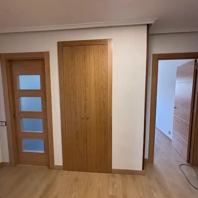 Piso de alquiler en Calle Benjamín Ortiz, Milán - Pumarín - Photo 1