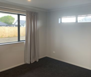 Spacious family home - Photo 2