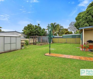 19 Edward Street, TAMWORTH NSW 2340 - Photo 2