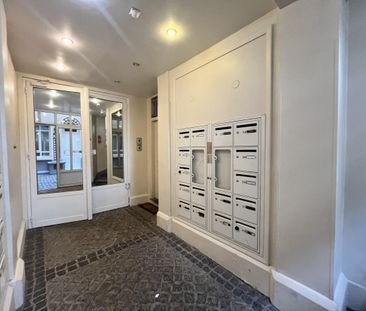 Paris VIIIème, - Photo 1