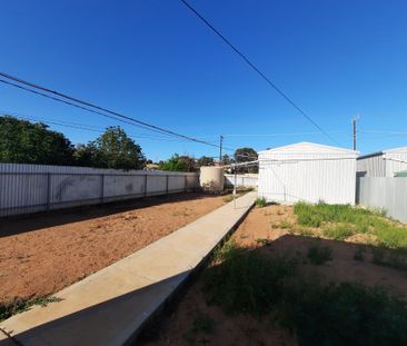 To register & apply for this property, please use this link: https:... - Photo 2