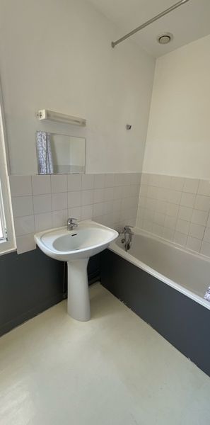 Location Appartement 2 pièces 42m² BOURGES 18000 - Photo 1
