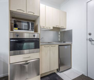 City Centre, Fully Furnished - Photo 3