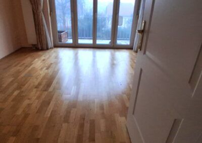 Gepflegte 2 Zimmer Wohnung mit Balkon in zentrumsnaher, ruhiger Grünlage - Photo 4