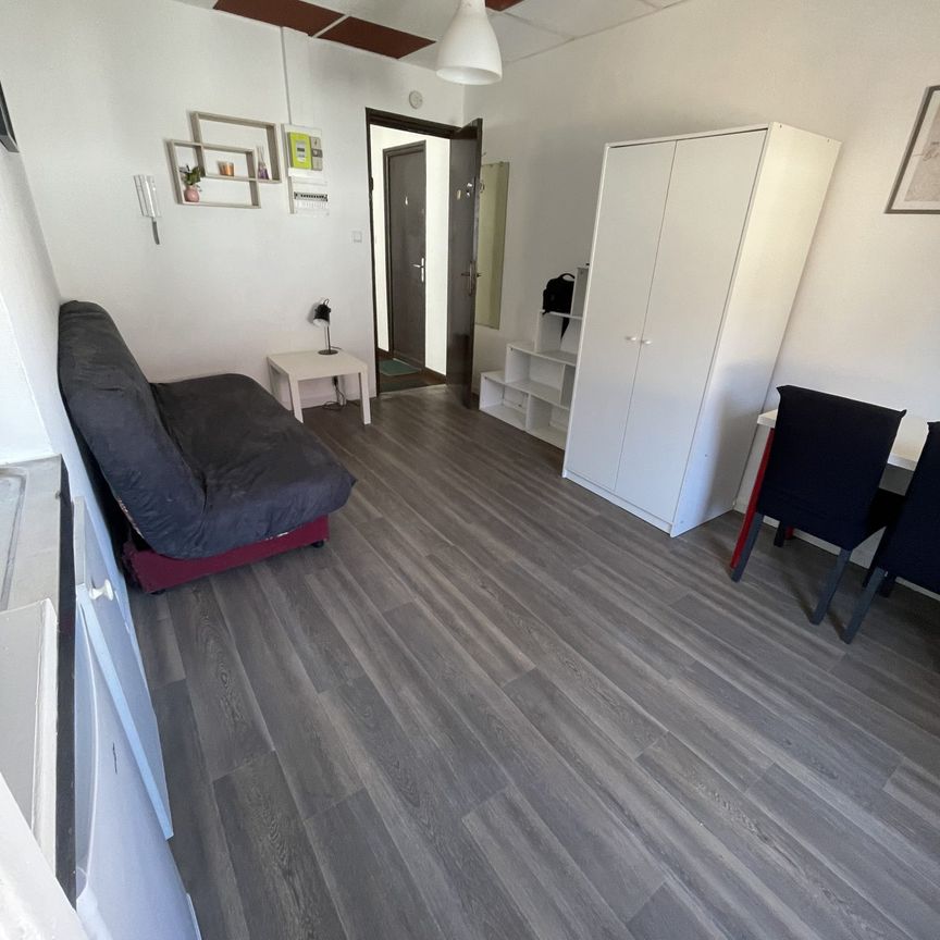 Location Appartement 1 pièce 20m² ROUBAIX 59100 - Photo 1