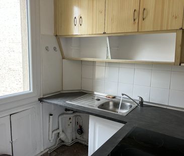 Location Appartement 3 pièces 50m² NEUILLY SUR SEINE 92200 - Photo 4