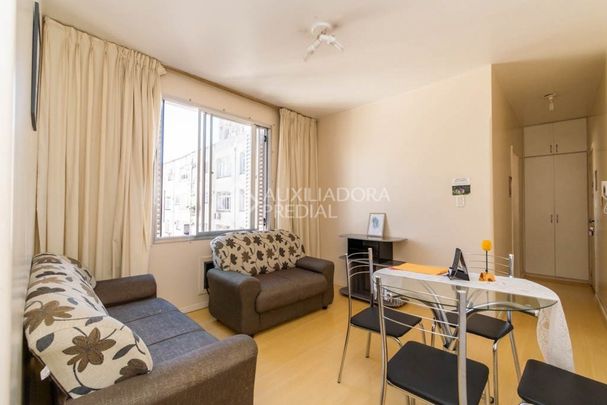 Apartamento com 2 quartos e 65m² para alugar em Centro Histórico, Porto Alegre. - Photo 1