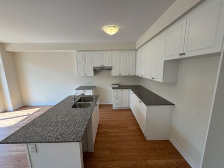 For Lease - 89 Sanders Road, Erin, Ontario - Photo 2